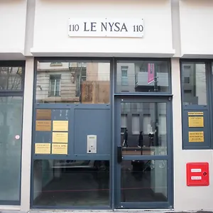 T2 Cosy & Moderne Avec Parking Prive Gratuit A Appartement