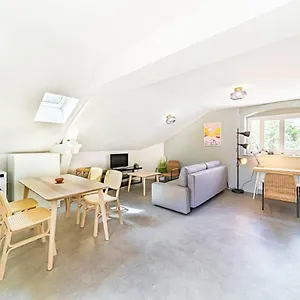 Le Melzet 4 Pers Avec Terrasse Charpennes Villeurbanne